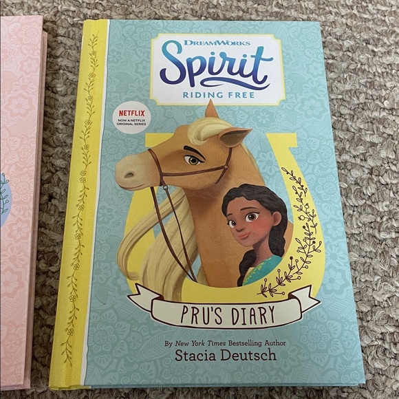 Spirit Riding Free Diaries Set - Picture 3 of 5